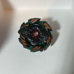 Balkesh B3 - Beyblade Burst Evolution Switch Strike(2018)